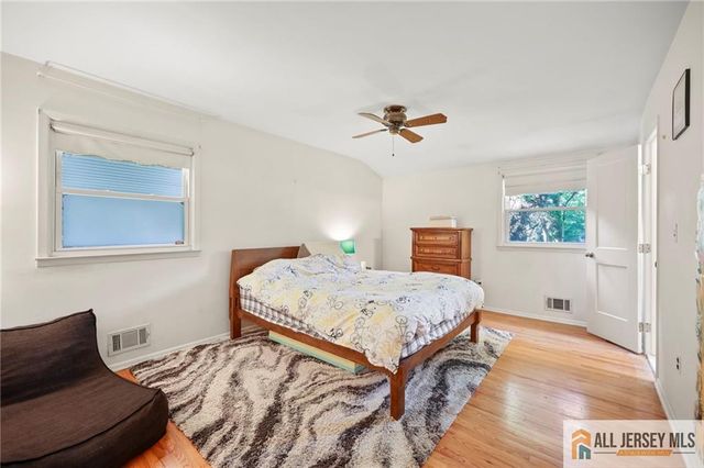 15 Kings Road, East Brunswick, NJ 08816