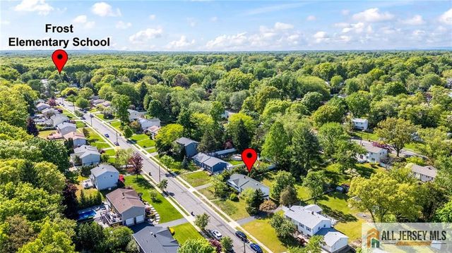 15 Kings Road, East Brunswick, NJ 08816