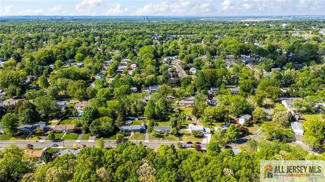 15 Kings Road, East Brunswick, NJ 08816