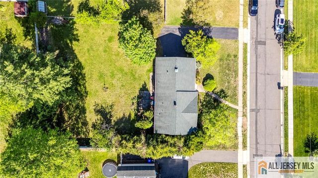 15 Kings Road, East Brunswick, NJ 08816