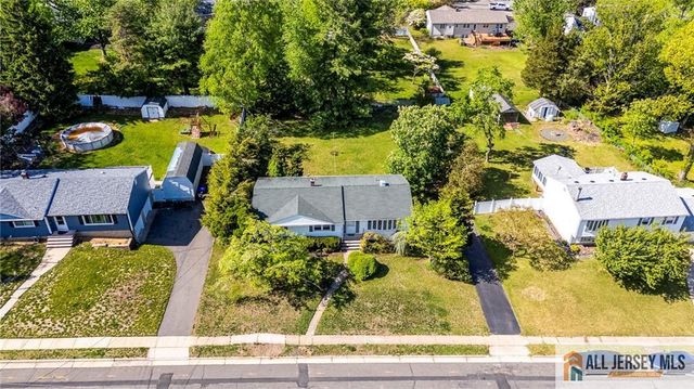 15 Kings Road, East Brunswick, NJ 08816