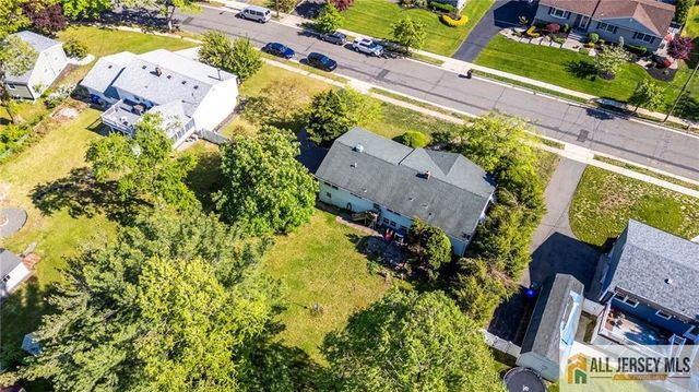 15 Kings Road, East Brunswick, NJ 08816
