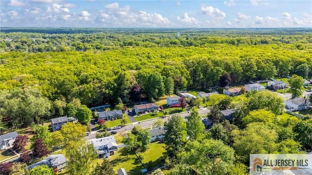 15 Kings Road, East Brunswick, NJ 08816