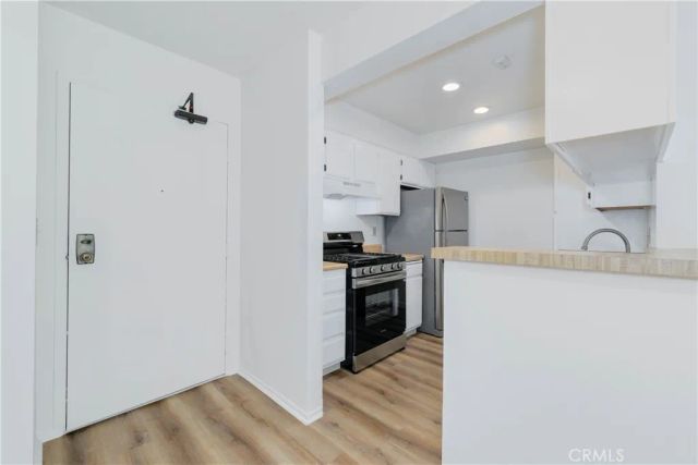 1119 Albany 226, Los Angeles, CA 90015