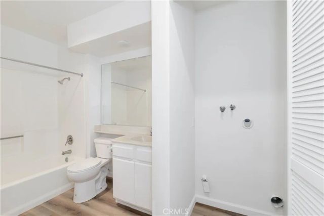 1119 Albany 226, Los Angeles, CA 90015