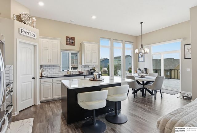 11606 S 111th Street, Papillion, NE 68046