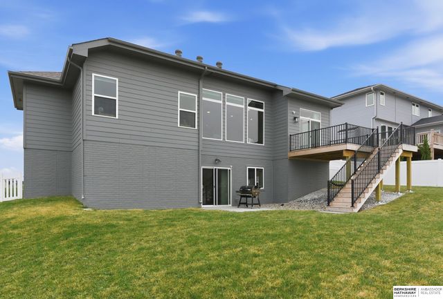 11606 S 111th Street, Papillion, NE 68046
