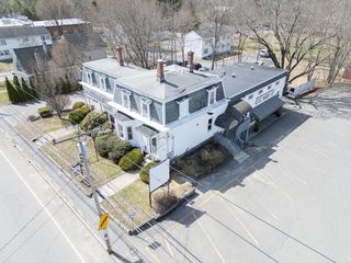 7 Elm St, Townsend, MA 01469