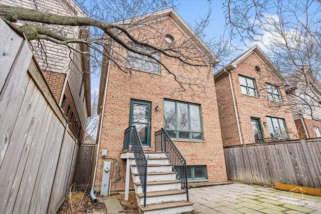 1215 W 33rd Street, Chicago, IL 60608