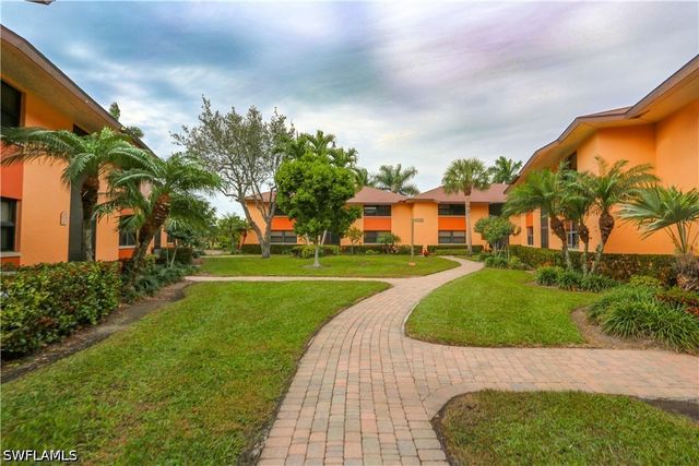 1522 Mainsail DR 2, Naples, FL 34114