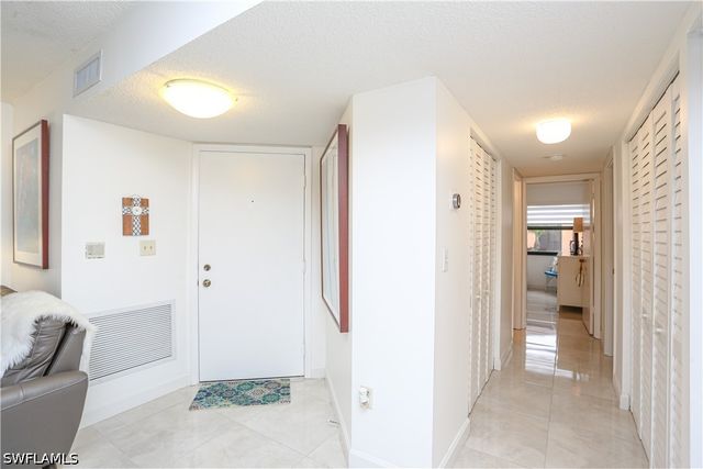 1522 Mainsail DR 2, Naples, FL 34114