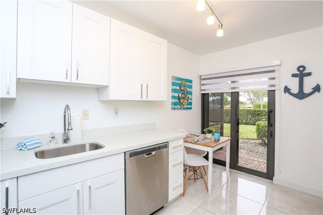 1522 Mainsail DR 2, Naples, FL 34114