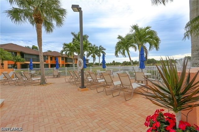 1522 Mainsail DR 2, Naples, FL 34114