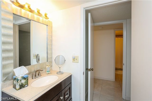 1522 Mainsail DR 2, Naples, FL 34114
