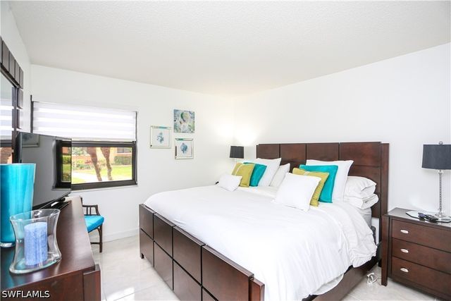1522 Mainsail DR 2, Naples, FL 34114