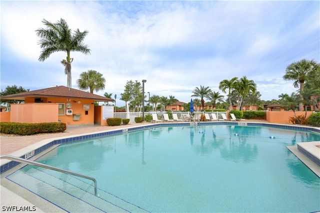 1522 Mainsail DR 2, Naples, FL 34114