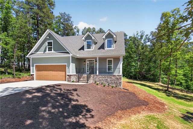438 Falcons Lair West Drive, Walhalla, SC 29691