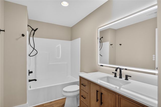 438 Falcons Lair West Drive, Walhalla, SC 29691
