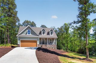 438 Falcons Lair West Drive, Walhalla, SC 29691