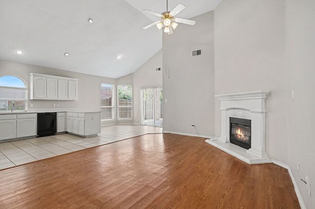3804 Wellsburg Way, Fort Worth, TX 76244