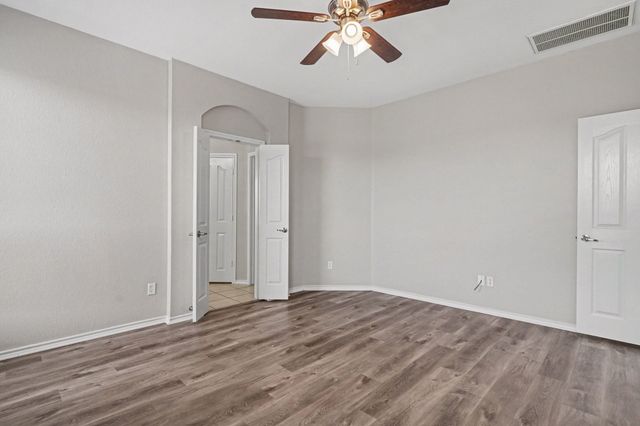 3804 Wellsburg Way, Fort Worth, TX 76244