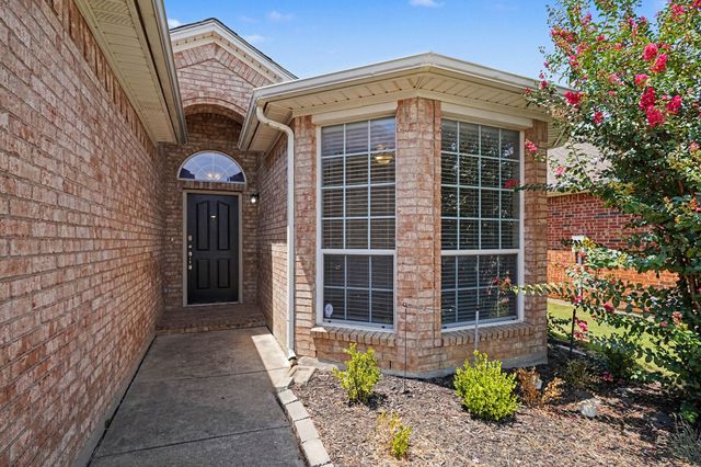 3804 Wellsburg Way, Fort Worth, TX 76244
