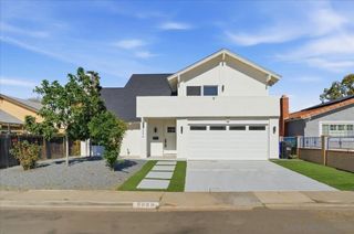 8686 Perseus Rd, San Diego, CA 92126