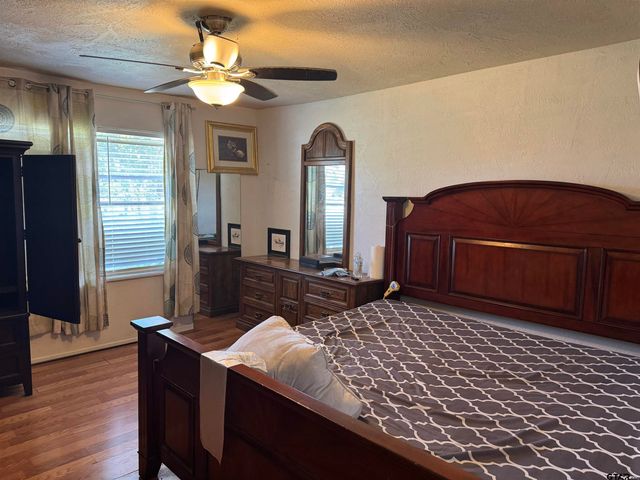 1428 Easy St, Tyler, TX 75701