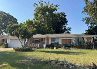 1428 Easy St, Tyler, TX 75701