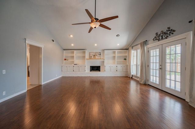 4322 Shady Springs Drive, Pasadena, TX 77586