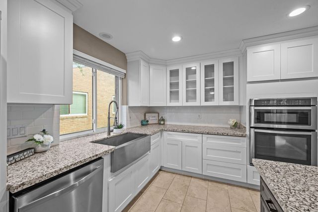 4322 Shady Springs Drive, Pasadena, TX 77586