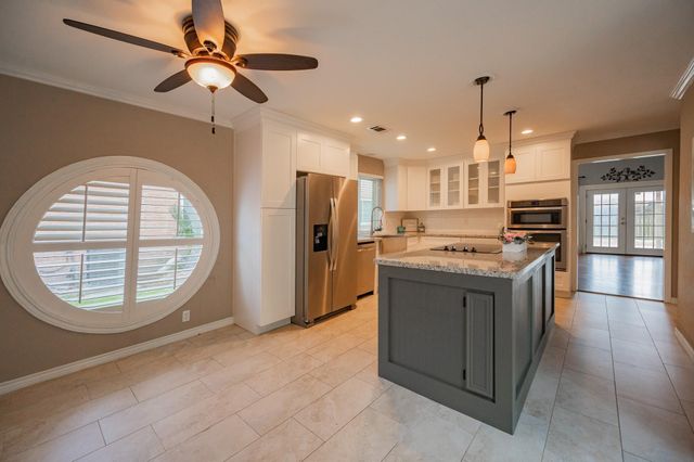 4322 Shady Springs Drive, Pasadena, TX 77586