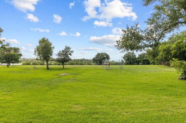4322 Shady Springs Drive, Pasadena, TX 77586