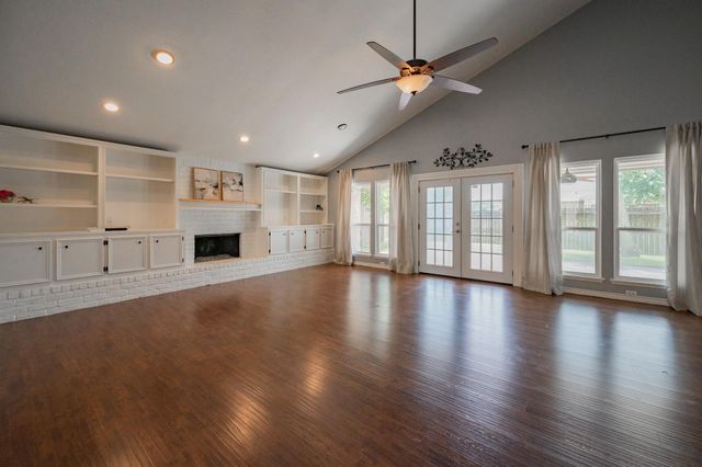 4322 Shady Springs Drive, Pasadena, TX 77586