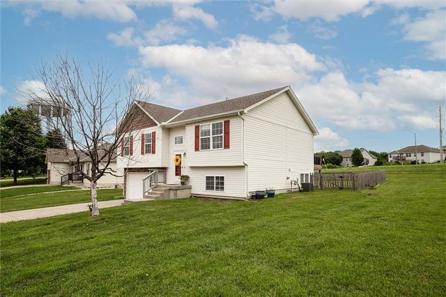 14413 EASTERN Court, Grandview, MO 64030