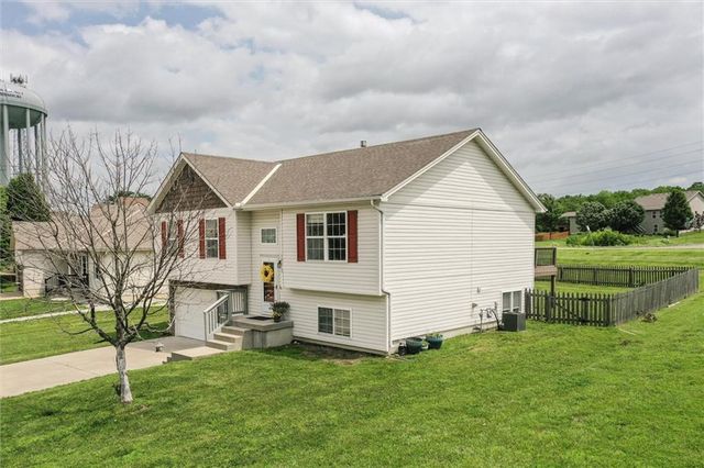 14413 EASTERN Court, Grandview, MO 64030