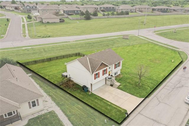 14413 EASTERN Court, Grandview, MO 64030