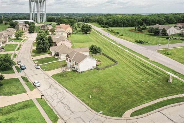 14413 EASTERN Court, Grandview, MO 64030