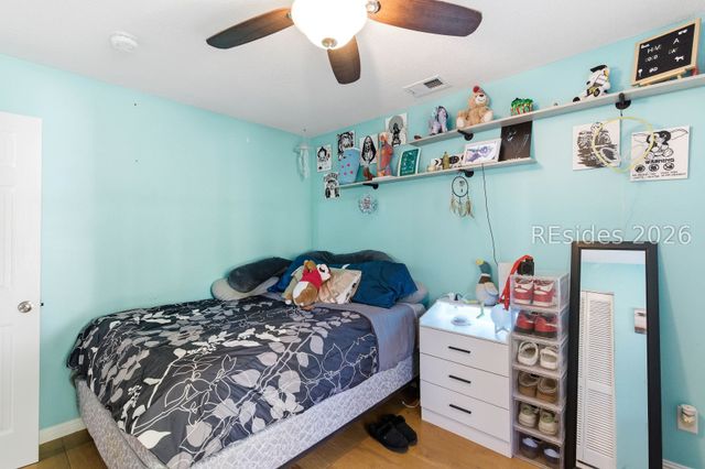 212 Middle Rd, Beaufort, SC 29907