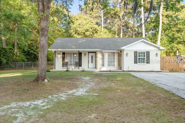 212 Middle Rd, Beaufort, SC 29907