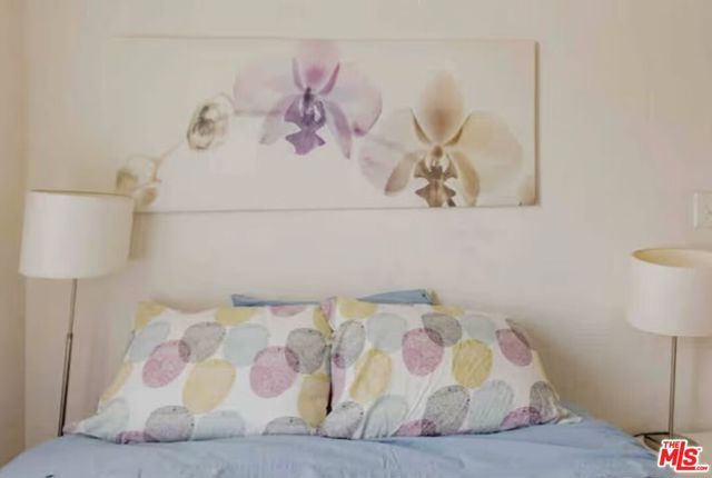 1800 Carmona Avenue, Los Angeles, CA 90019