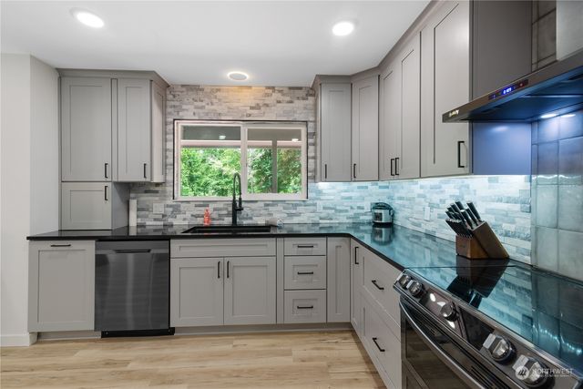 387 Collins Road, Toledo, WA 98591