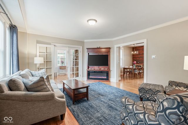 8424 E 56th Street, Indianapolis, IN 46216