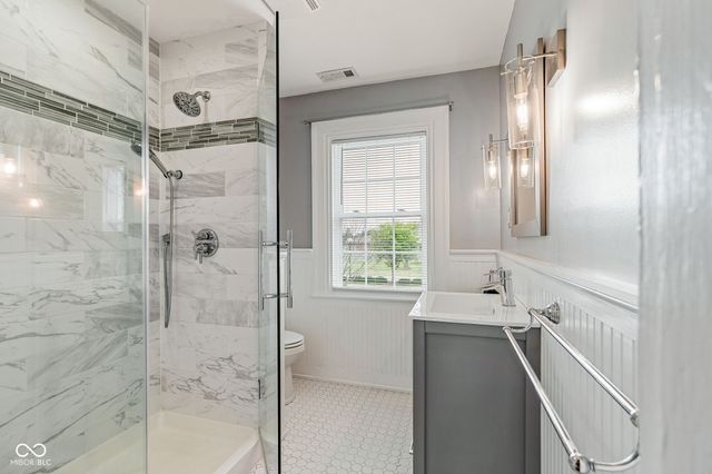 8424 E 56th Street, Indianapolis, IN 46216