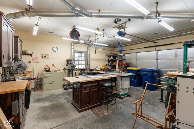 8424 E 56th Street, Indianapolis, IN 46216