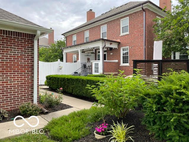 8424 E 56th Street, Indianapolis, IN 46216