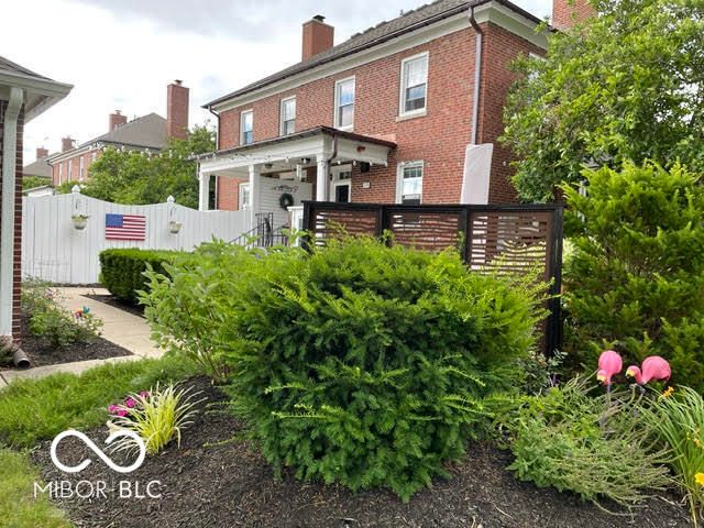 8424 E 56th Street, Indianapolis, IN 46216