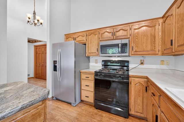 1220 118th Avenue NW, Coon Rapids, MN 55448