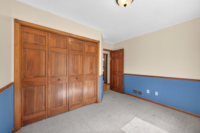 1220 118th Avenue NW, Coon Rapids, MN 55448