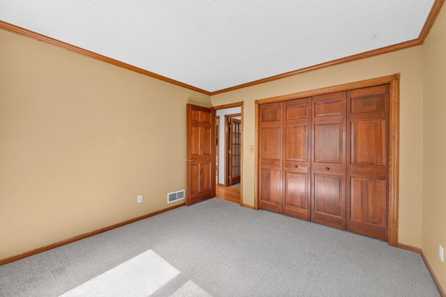 1220 118th Avenue NW, Coon Rapids, MN 55448